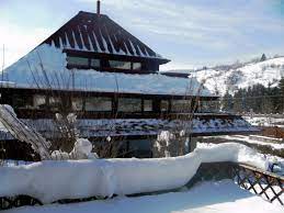 Vino in straja si parang. OfertÄƒ Revelion 2022 Langa Sinaia La Ferma Club 5 Sejur Revelion 2022