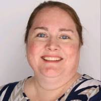 Tara Shaw's Instagram, Twitter & Facebook