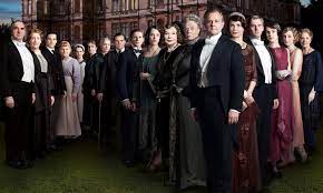 Downton abbey distills many of the ingredients that made the show an enduring favorite, welcoming fans back for a fittingly resplendent homecoming. Downton Abbey 5 Dinge Die Sie Noch Nicht Wussten Gala De