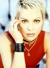 Joan With Blond Hair Joan Jett Short Hair Styles Joan