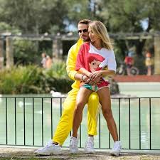 A quarentena de laura figueiredo, de 31 anos, está a ser marcada por algumas dificuldades. O Amor De Laura Figueiredo E Mickael Carreira Ate Tem Imagens Do Dia Em Que Nos Conhecemos Nacional Flash