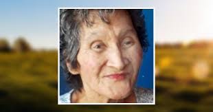 Amanda Olveda's Instagram, Twitter & Facebook