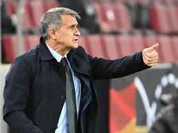 Am torraum lauert ciro immobile, doch muss der stürmer gar. Em 2021 Turkei Coach Sieht Italien Als Mitfavoriten