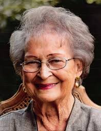 Leila Hampton's Instagram, Twitter & Facebook