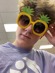 THE DRUNKIES: A DAY OF WATER CUPS AND HAIR HOLDING