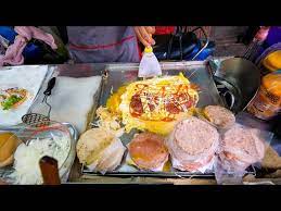 Street Burger Making Saucy Omelet Hamburger Hat Yai Thailand Hat Yai Fried Chicken Tour Travel Dubai Uae Street Food Burger Hat Yai