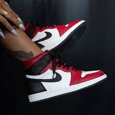 Sneaker News Sneakernews Posted On Instagram The Air Jordan 1 Retro High Og Satin Snake Is Officia In 2020 Air Jordans Retro Air Jordans Womens Basketball Shoes