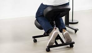 Les chaises ergonomiques connaissent actuellement un franc succès auprès des consommateurs, surtout. Les Meilleurs Sieges Assis Genoux 2021 6 Produits Fiables Comparatif