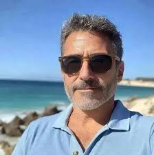 Mensaje para ti ¿Dije algo malo? 😞 "Me duele que te haya enviado tantos  mensajes y no me hayas contestado 😔. La belleza no se trata solo de la  apariencia; también se