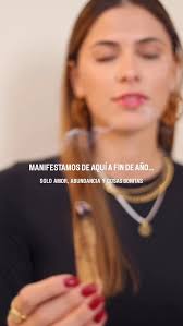 La energía que elegimos hoy define lo que atraemos mañana., Solo amor,  abundancia, cosas bonitas… y muchas piezas de Karola & Co.