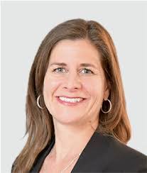 Kerri Mccullough's Instagram, Twitter & Facebook