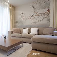 Jika anda tidak suka menaruh banyak pajangan pada dinding ruang tamu, maka memasang wallpaper adalah solusi yang tepat. Wallpaper Solusi Dekorasi Dinding Rumah Yang Ramah Budget