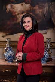 Para claudia blum, ministra de relaciones exteriores de colombia, es necesario que elecciones libres y transparentes en venezuela para retornar a la democracia. Claudia Blum Wikipedia