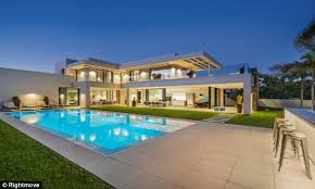 La increíble mansión de novak djokovic en marbella. Raheem Sterling To Buy 5m Villa In Marbella Daily Mail Online