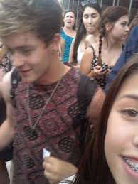 Sasha Serrano (@sashaaserrano)