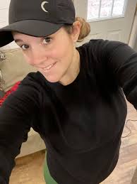 Make sure to take care of yourself this holiday season. You deserve it!  🎄❤️ Happy Monday! Have an amazing week! 🫶