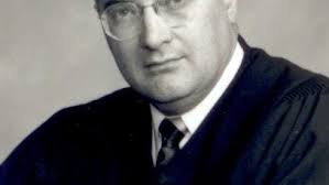 Illinois Supreme Court names Democrat to replace Tom Kilbride