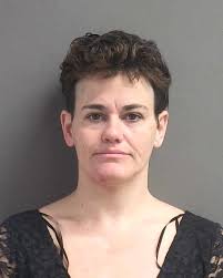 Name: FARWELL JOLEEN NICOLE F W Age: 37 Booking Date: 07/12/2025 Charges:  POSS OF COCA/POSS OF PARA/VIOLATION PROBATION/COM.CONTROL-FELONY Bond: $NO  BOND 📷SOURCE: VOLUSIA COUNTY CORRECTIONS Notice: “This content is released  in the