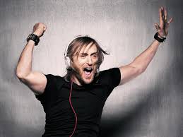 Un paio di mesi fa la società convocò i rappresentanti della stampa per un incontro informale che avrebbe dovuto avere il meritorio. Itunes Radio Revamp Rumored To Include Drake Pharrell Williams And David Guetta As Guest Djs