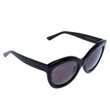 Balenciaga sunglasses follow the brand's principles flawlessly. Balenciaga Black Ba 133 Logomania Cat Eye Sunglasses Balenciaga Tlc