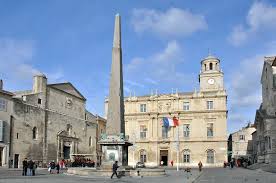 En direct, en photos et en vidéos, ne ratez plus aucune information dans votre région avec la provence. Arles Visit Photos Travel Info And Hotels By Provence Beyond