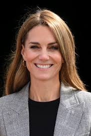 Did you know the future king has been making quiet visits across the Duchy  of Cornwall? 🌿 From farmers to local businesses, Prince William is taking  a hands-on role — and it's