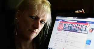 Mum turns troll-hunter and forces 500 cyberbullies off the internet