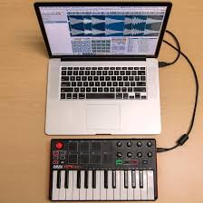 Akai Professional Mpk Mini Mkii 25 Key Portable Usb Midi Akai Professional Mpk Mini Mkii 25 Key Ultra Portable Usb Midi Drum Pad Amp Keyboard Controller Music Studio Room Home Studio Music Recording Studio Setup