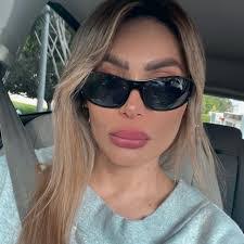 Jessie Cool's Instagram, Twitter & Facebook