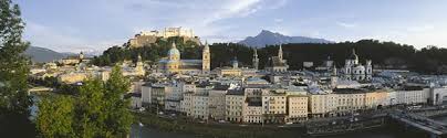 Bist du ein naturbegeisterter mensch, solltest du dein ferienhaus oder deine ferienwohnung unbedingt in der nähe eines der 6 nationalparks mieten. Das Haus Der Natur In Salzburg Osterreich Bildseite 1