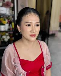 Wenny Yostia Makeup Artist (@wennyyostia.mua) • Instagram photos and videos