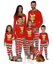 Baffled Regarding Offering A Christmas Gift To Someone We Like Simply Loosen U Matching Family Christmas Pajamas Family Pajama Sets Matching Christmas Pajamas