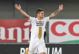+ add or change photo on imdbpro ». Il Racing Avellaneda Pensa A Bruno Zuculini Verona Spettatore Interessato Calcio Hellas