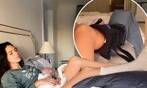 Hilaria Baldwin updates fans on how she's treating her ankle after she  broke it jogging | Daily Mail Online