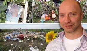 298 people died when malaysian airlines flight mh17 was blown out of the sky by a missile. Families Of Mh17 Victims Beg For Bodies To Be Returned Uk News Express Co Uk
