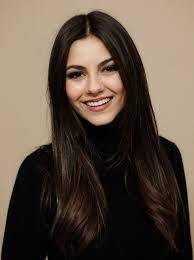 Long Dark Middle Part Hairstyle 2013 Hairstyles Weekly Sleek Straight Hairstyles Middle Part Hairstyles Long Straight Hair