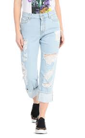 Le jean boyfit ou boyfriend se distingue par sa coupe ample et taille basse, légèrement plus large au niveau des hanches. Just Cavalli Jeans Fur Sie Offizieller Online Store