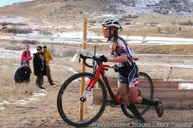 Junior Katie Clouse nearly upseats pros at Colorado cyclocross  championships
