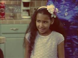 How did naya rivera become a michael jackson fan? Gleeful Spotlight Who S That Chick