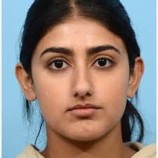 Elaine Gregory is a great esthetician !