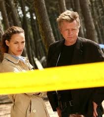 En savoir + sur la section ps de new york. Section De Recherches Saison 4 Episode 13 Et 14 Resume