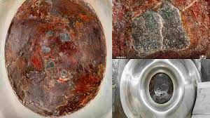 Hajar aswad adalah batu yang berada pada salah satu sisi ka'bah yang kita disunnhakan untuk menciumnya jika mampu pada salah satu manasik haji dan umrah. L9afq4j90fvp0m