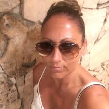 Michelle Linder (@tictacj)