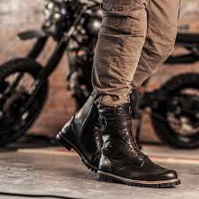 Stylmartin Rocket Boots A Cafe Racer Style Longer Length Boot Made From Full Grain Writer Leather The Antiqued Brown Leather Finish Ages Beautiful Cafe Roupas