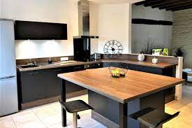 cuisine noire et bois de caractere cuisine noire et bois amenagement cuisine cuisine noire