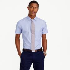 How To Wear A Short Sleeve Oxford Shirt Without Looking Like Dwight Schrute Short Sleeve Dress Shirt Men Mens Shirt Dress Oxford Shirt Men