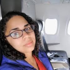 Elizabeth Roa's Instagram, Twitter & Facebook