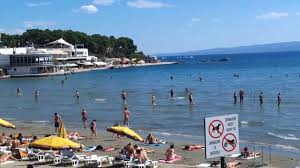 In the fifth, he retired jeff mcneil on a fly to center to strand runners at second and third. Strand Split Kroatien Fotos Und Infos Strande In Split