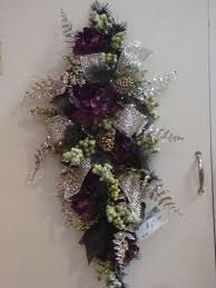 Holiday Swag At Gales Garden Center Holiday Swag Christmas Swags Holiday