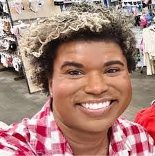 Tyler Riddoch's Instagram, Twitter & Facebook